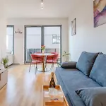 William's Modern Luxe By The Station Apartment Prague